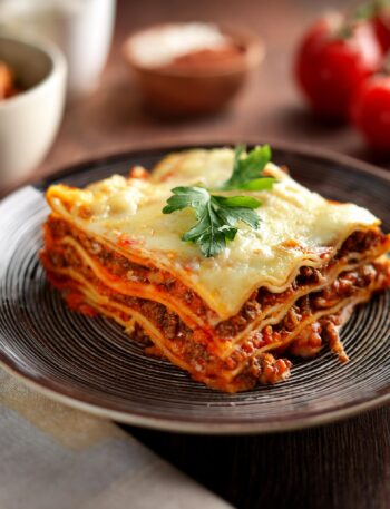 Classic Lasagna Recipe – Hearty and Delicious Family Dinner