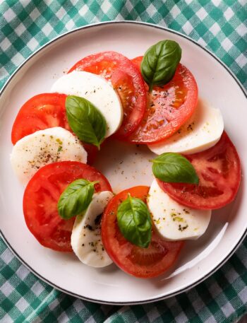 Caprese Salad Recipe – Fresh and Easy Italian Classic