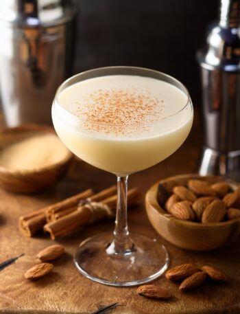 Classic Amaretto Sour Recipe – Sweet and Tangy Cocktail