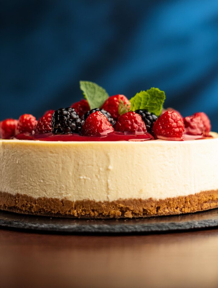 Classic Cheesecake Recipe – A Perfect Creamy Dessert