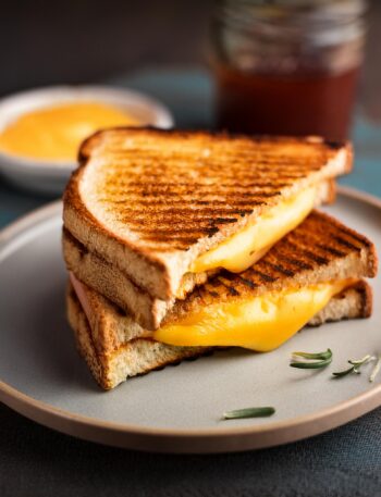 Classic Grilled Cheese Sandwich – Perfect Comfort Food