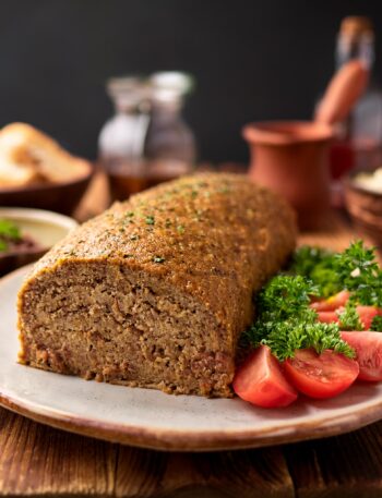 Classic Meatloaf Recipe – Hearty Family Dinner