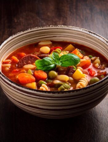 Classic Minestrone Soup Recipe – Healthy and Hearty