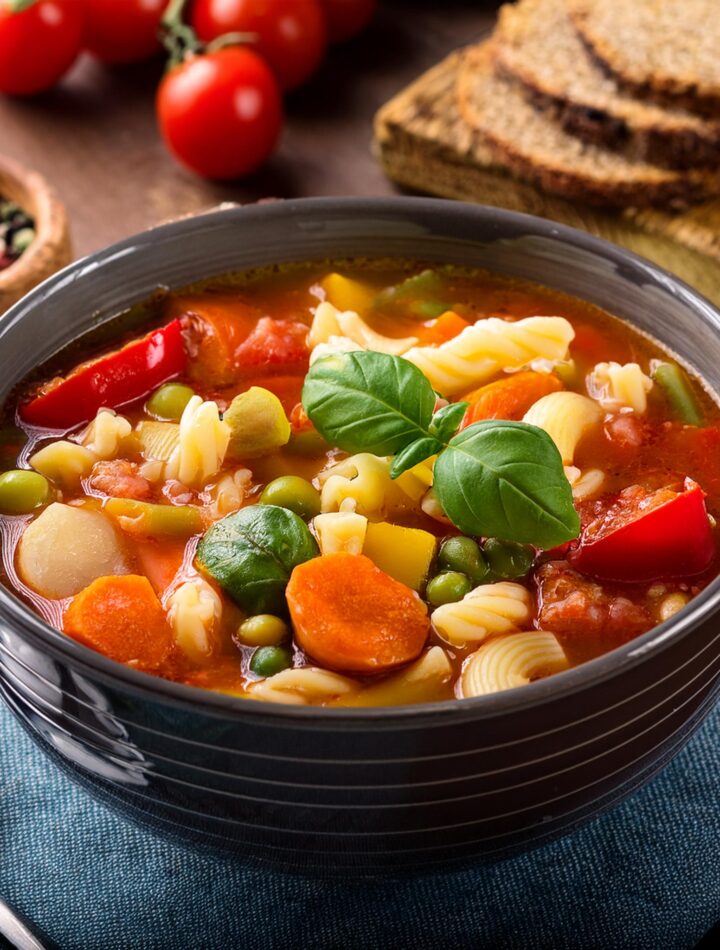 Classic Minestrone Soup Recipe – Hearty and Healthy