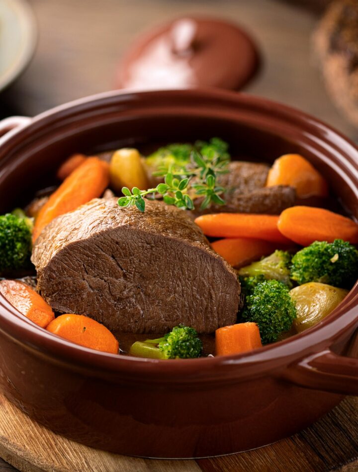 Classic Pot Roast Recipe – Tender and Flavorful One Pot Meal