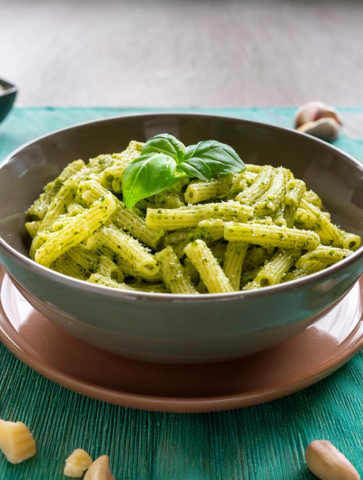 Easy Pesto Pasta Recipe – Fresh and Flavorful