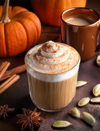 Homemade Pumpkin Spice Latte Recipe – Cozy and Delicious