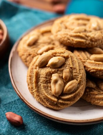 Peanut Butter Cookies Recipe – Classic Chewy and Sweet Treat