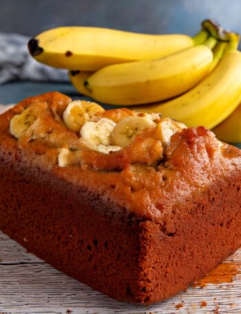 Select Moist Banana Cake Recipe – Sweet and Delicious