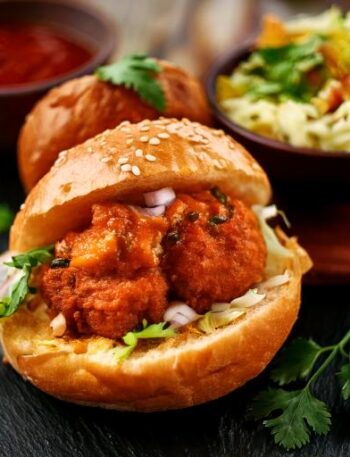 Vada Pav Recipe – Spicy Indian Street Food