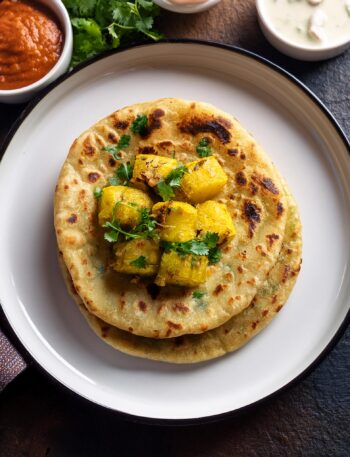 Aloo Paratha Recipe – A Classic Indian Flatbread Stuffed with Potatoes