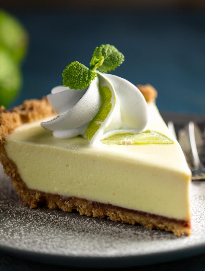 Classic Key Lime Pie – Tangy and Creamy Dessert